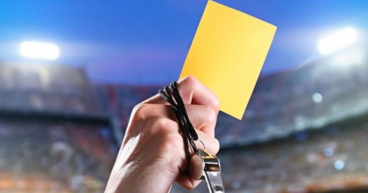 Hướng dẫn đặc cược kèo thẻ phạt trong bóng đá 2 Phân tích đội hình và chiến thuật